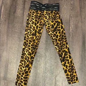 Cute Booty Lounge Leopard Print Leggings